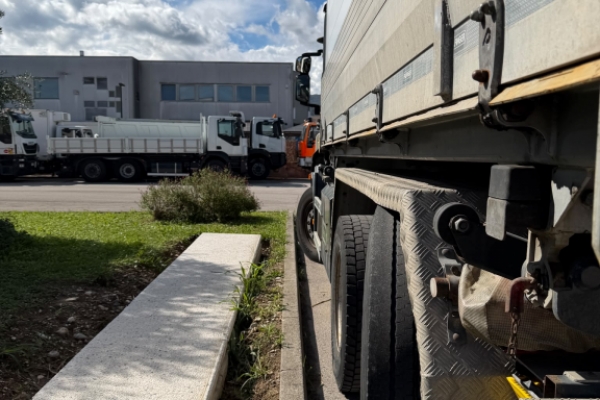 Iveco 360 CNG 6x2 con PK14002 4 sfili  - Gallery